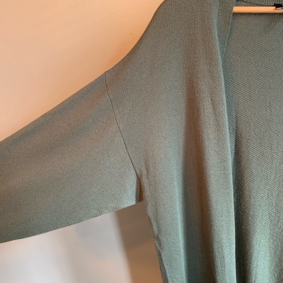 Express Cardigan - Picture 3 of 4